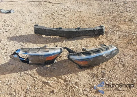 2017 Chevrolet Malibu 1Lt z USA, uszkodzony, nr VIN 1G1ZE5ST7HF236773